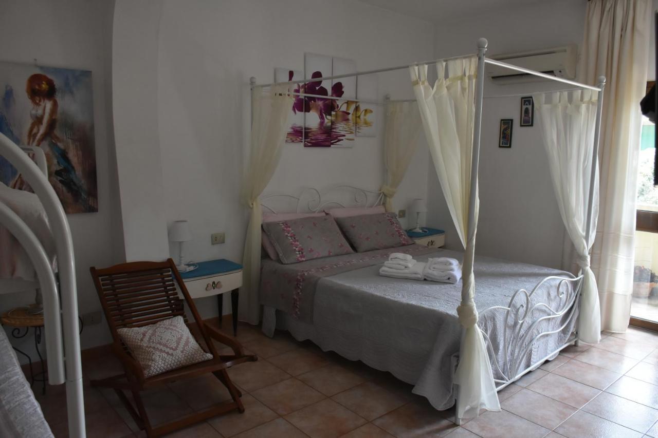 Bed And Breakfast Le Petunie Bari Sardo Dış mekan fotoğraf