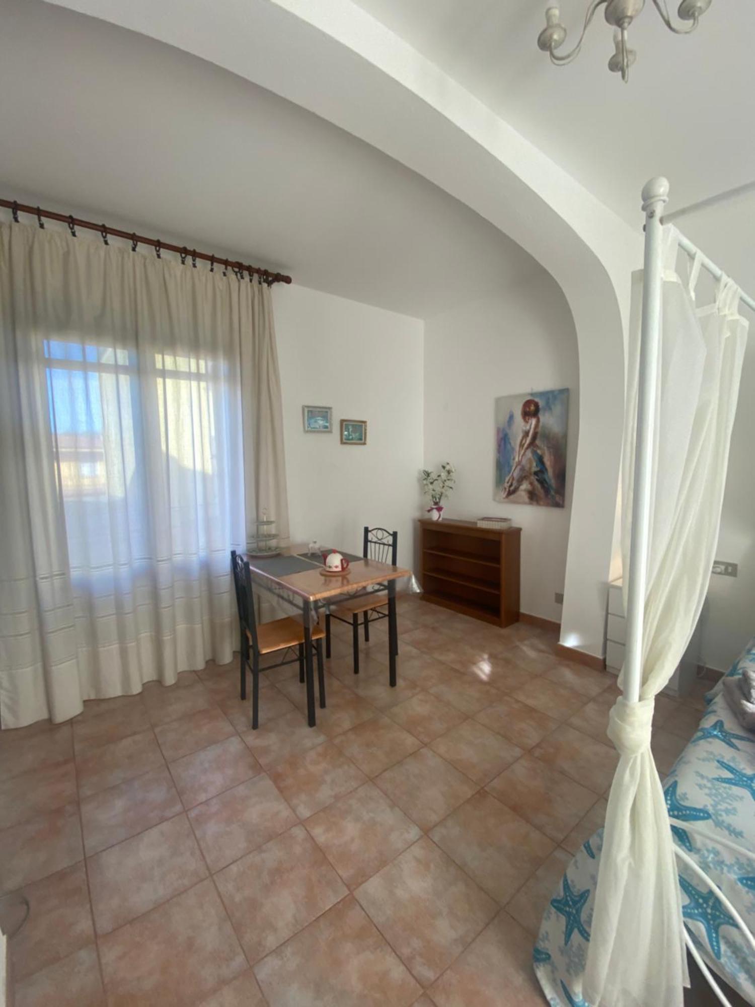 Bed And Breakfast Le Petunie Bari Sardo Dış mekan fotoğraf