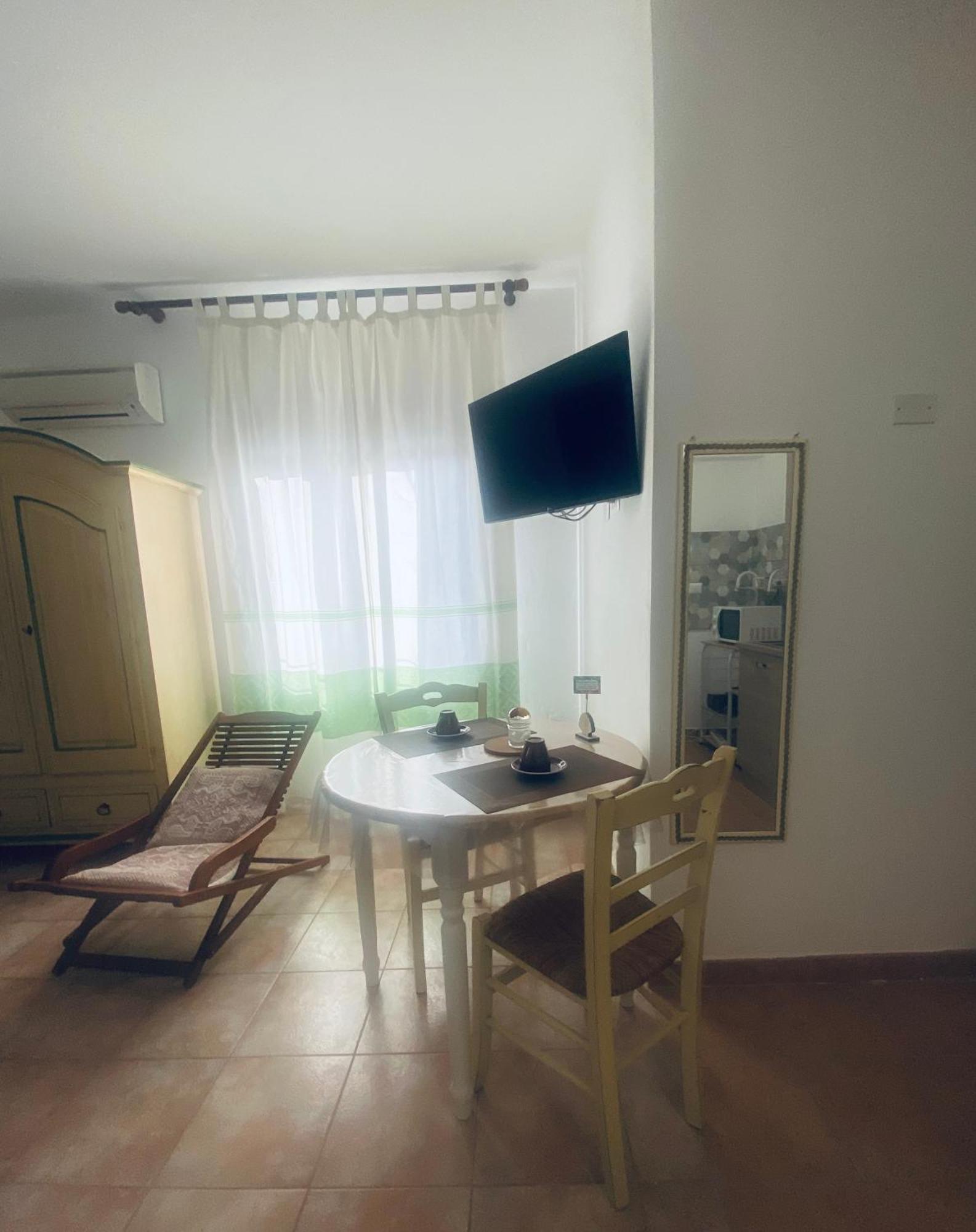 Bed And Breakfast Le Petunie Bari Sardo Dış mekan fotoğraf