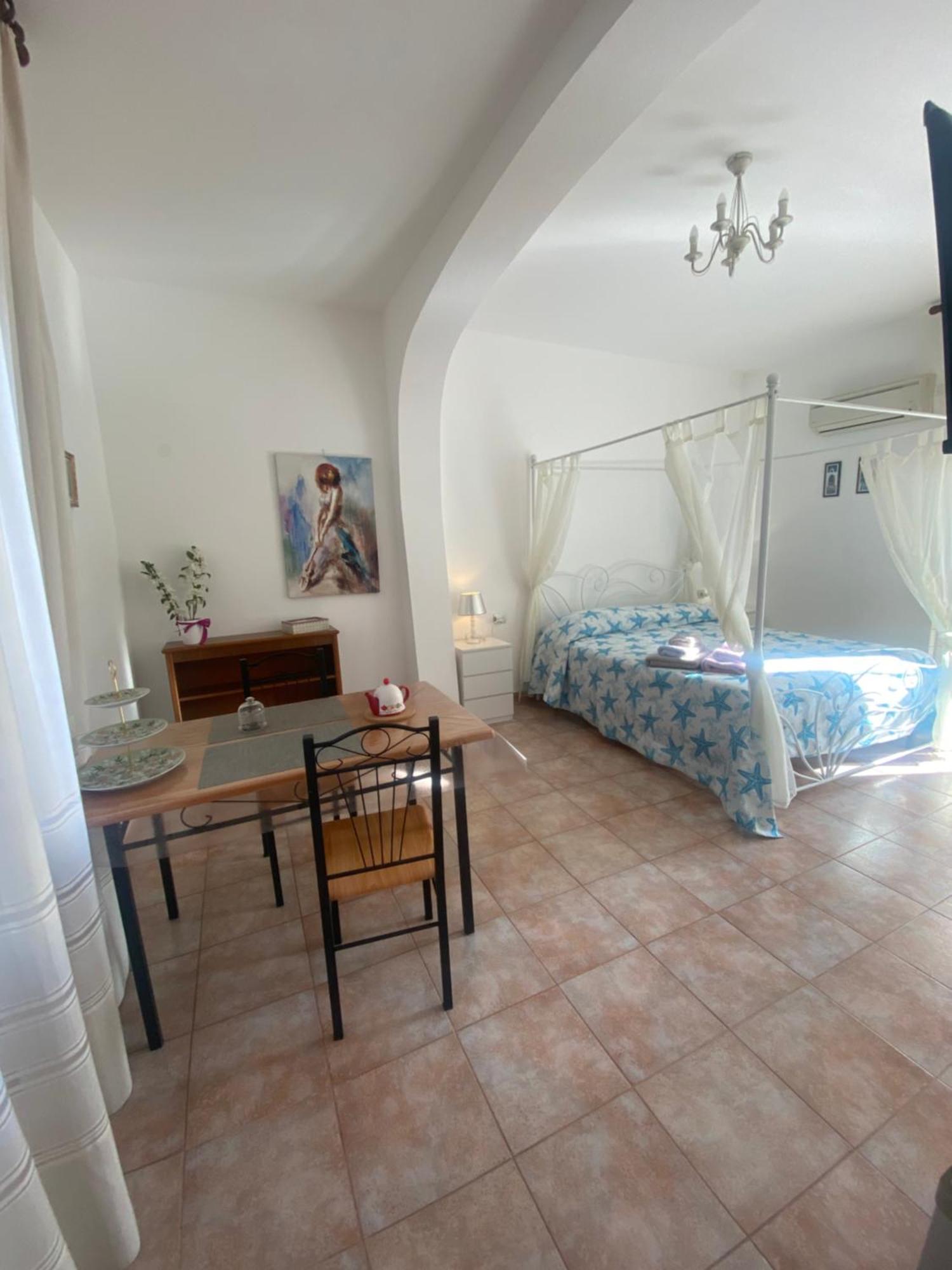 Bed And Breakfast Le Petunie Bari Sardo Dış mekan fotoğraf