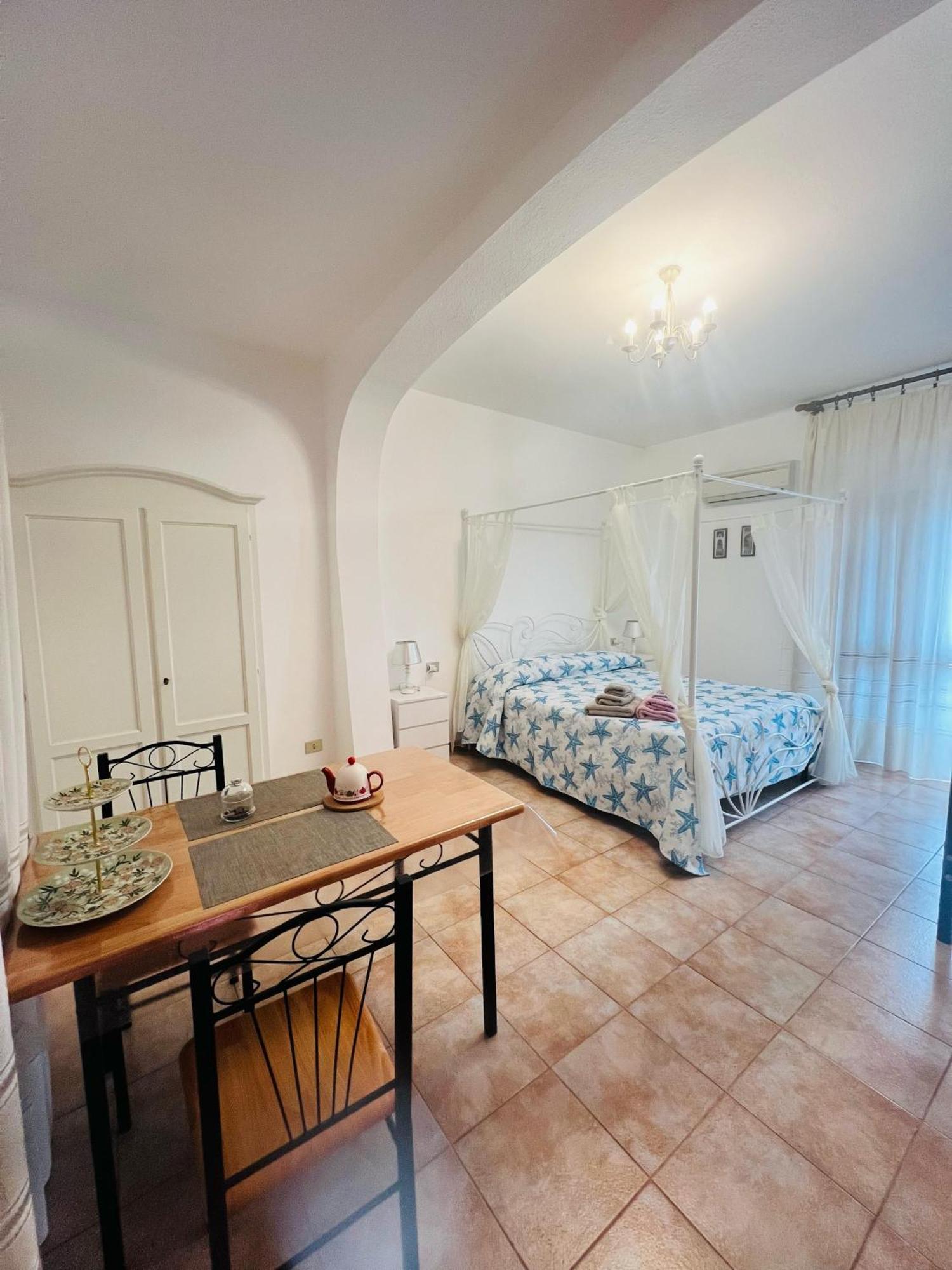 Bed And Breakfast Le Petunie Bari Sardo Dış mekan fotoğraf