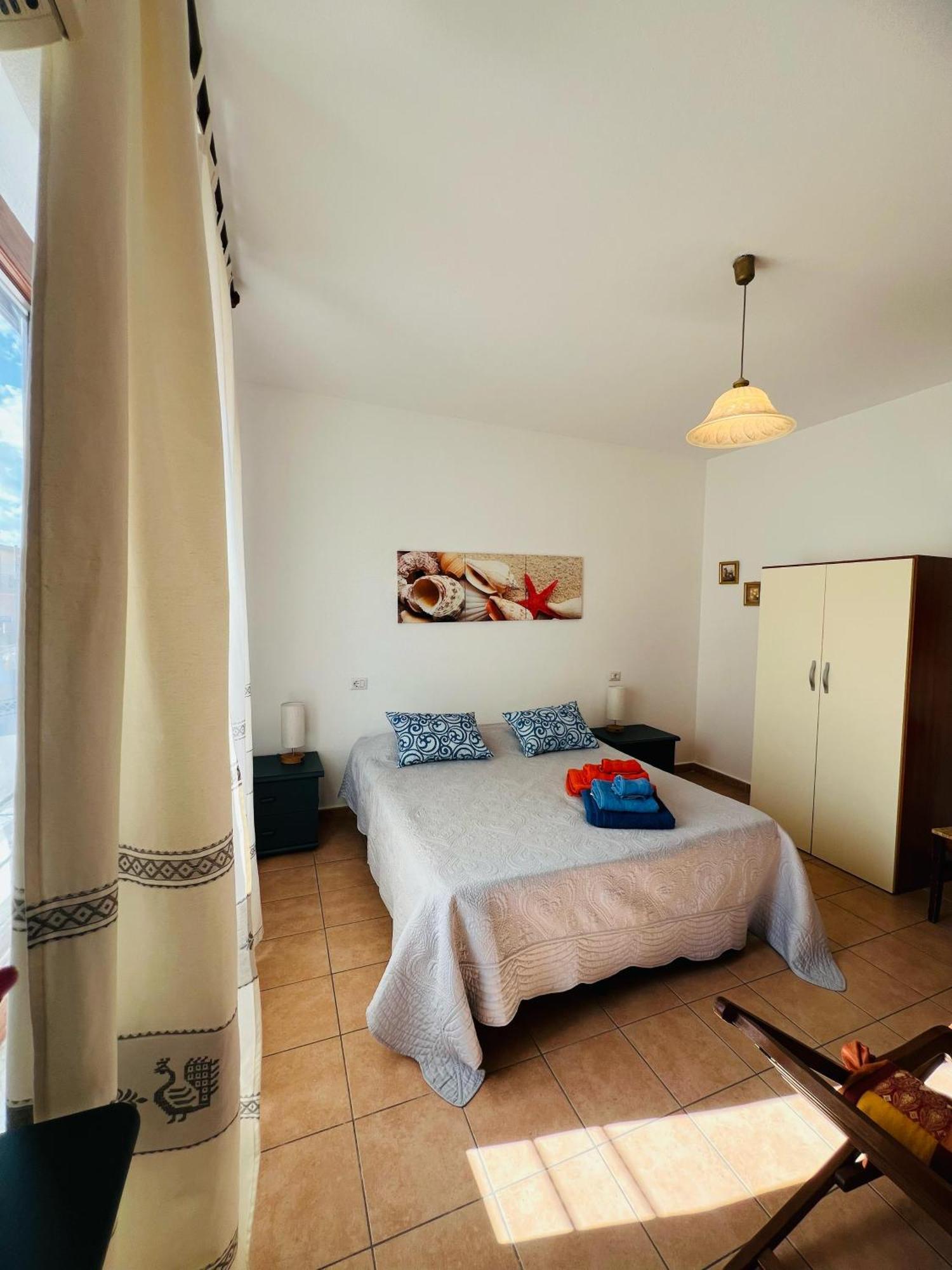 Bed And Breakfast Le Petunie Bari Sardo Dış mekan fotoğraf