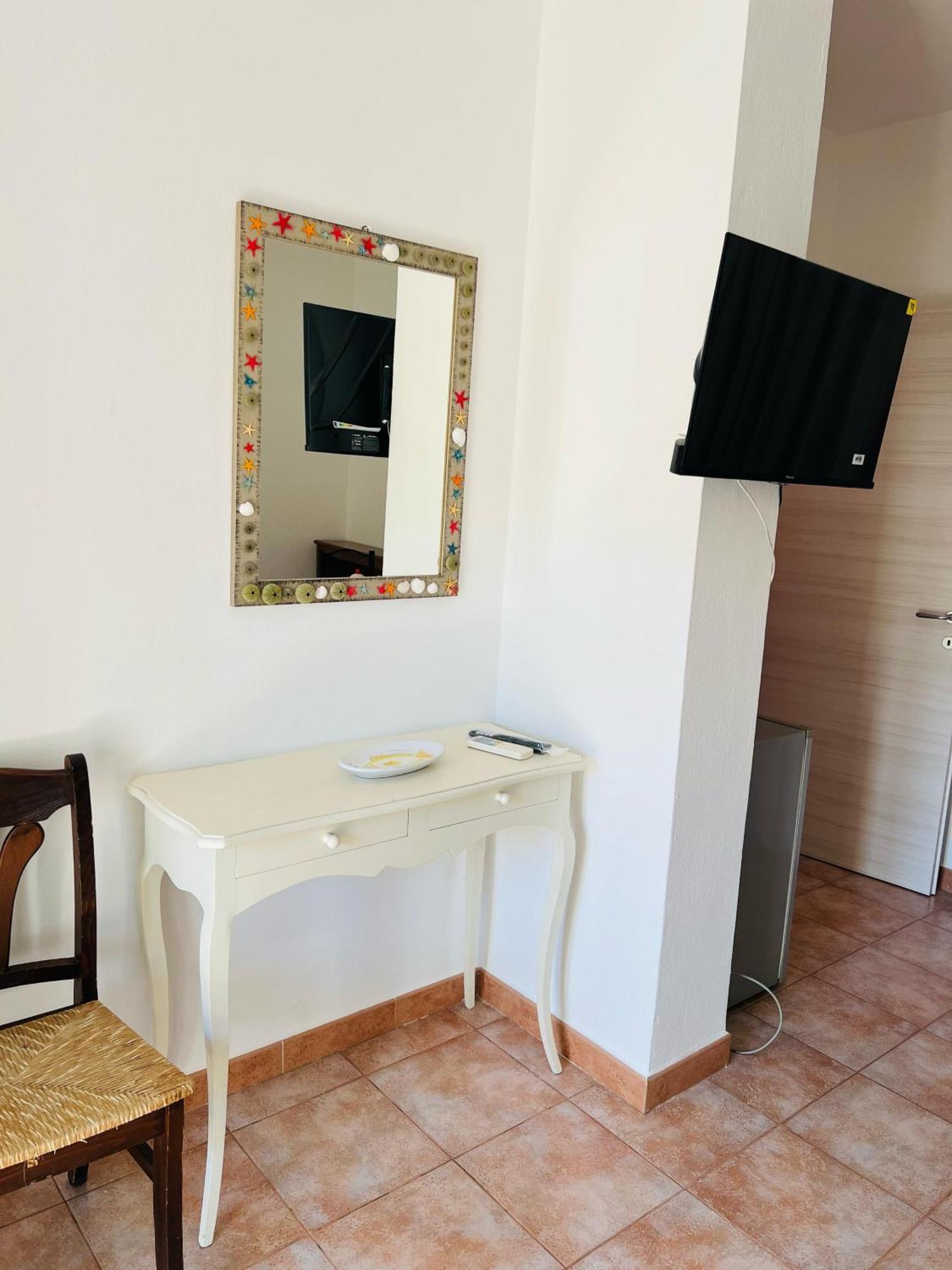 Bed And Breakfast Le Petunie Bari Sardo Dış mekan fotoğraf